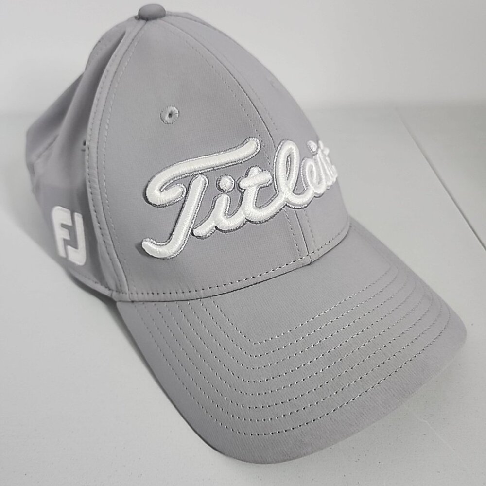 Titleist Pro v1 Tour Performance Strapback Golf Hat Gray Adjustable Footjoy